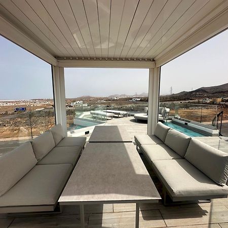 Villa Poseidon Corralejo With Private Heated Pool, Sauna And Stunning Volcano Views By Amazzzing Travel エクステリア 写真