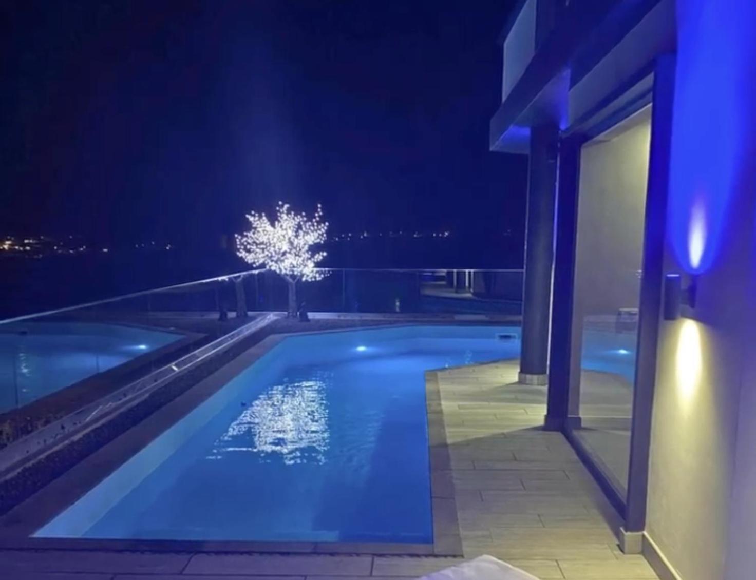 Villa Poseidon Corralejo With Private Heated Pool, Sauna And Stunning Volcano Views By Amazzzing Travel エクステリア 写真