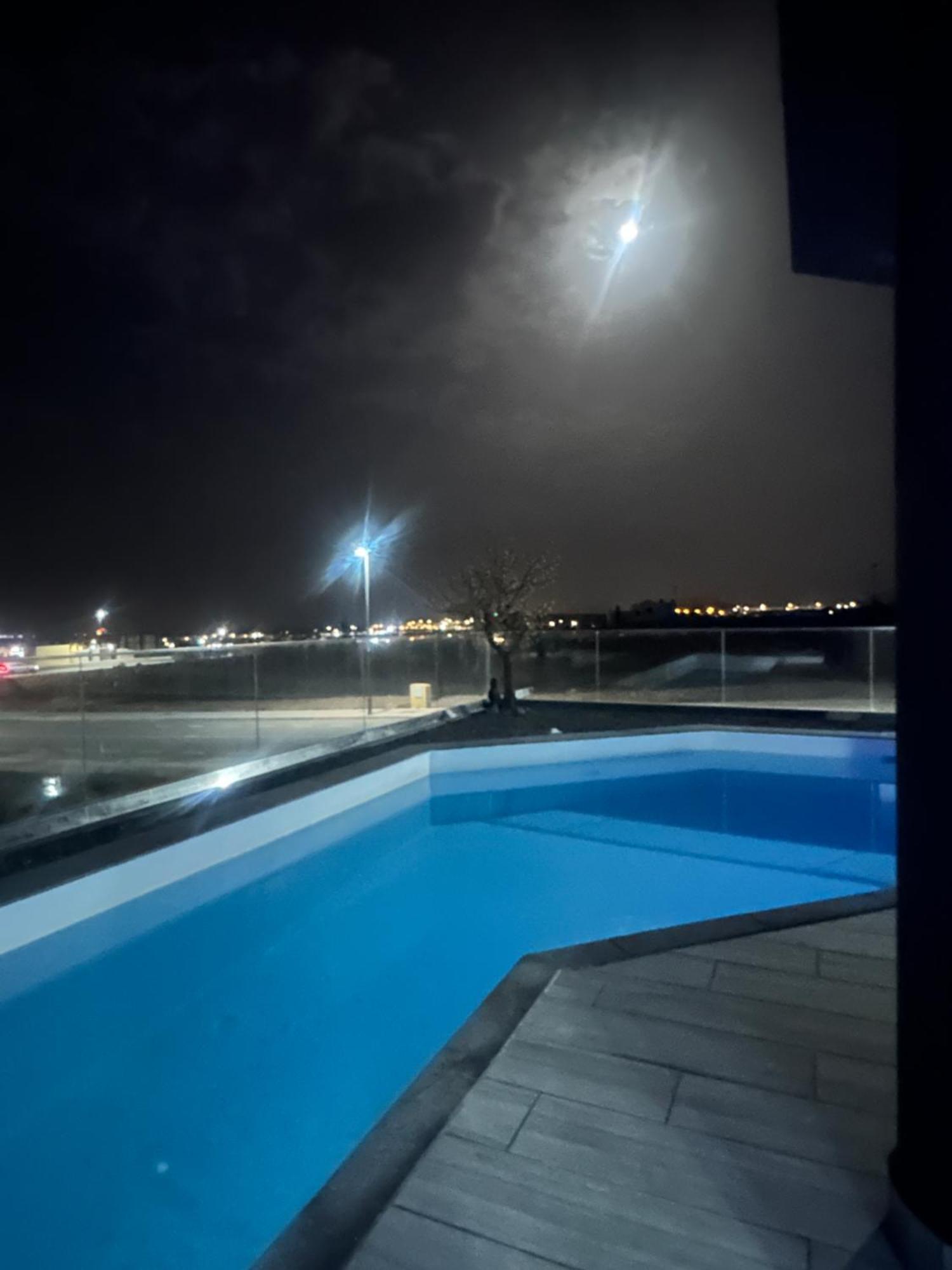 Villa Poseidon Corralejo With Private Heated Pool, Sauna And Stunning Volcano Views By Amazzzing Travel エクステリア 写真