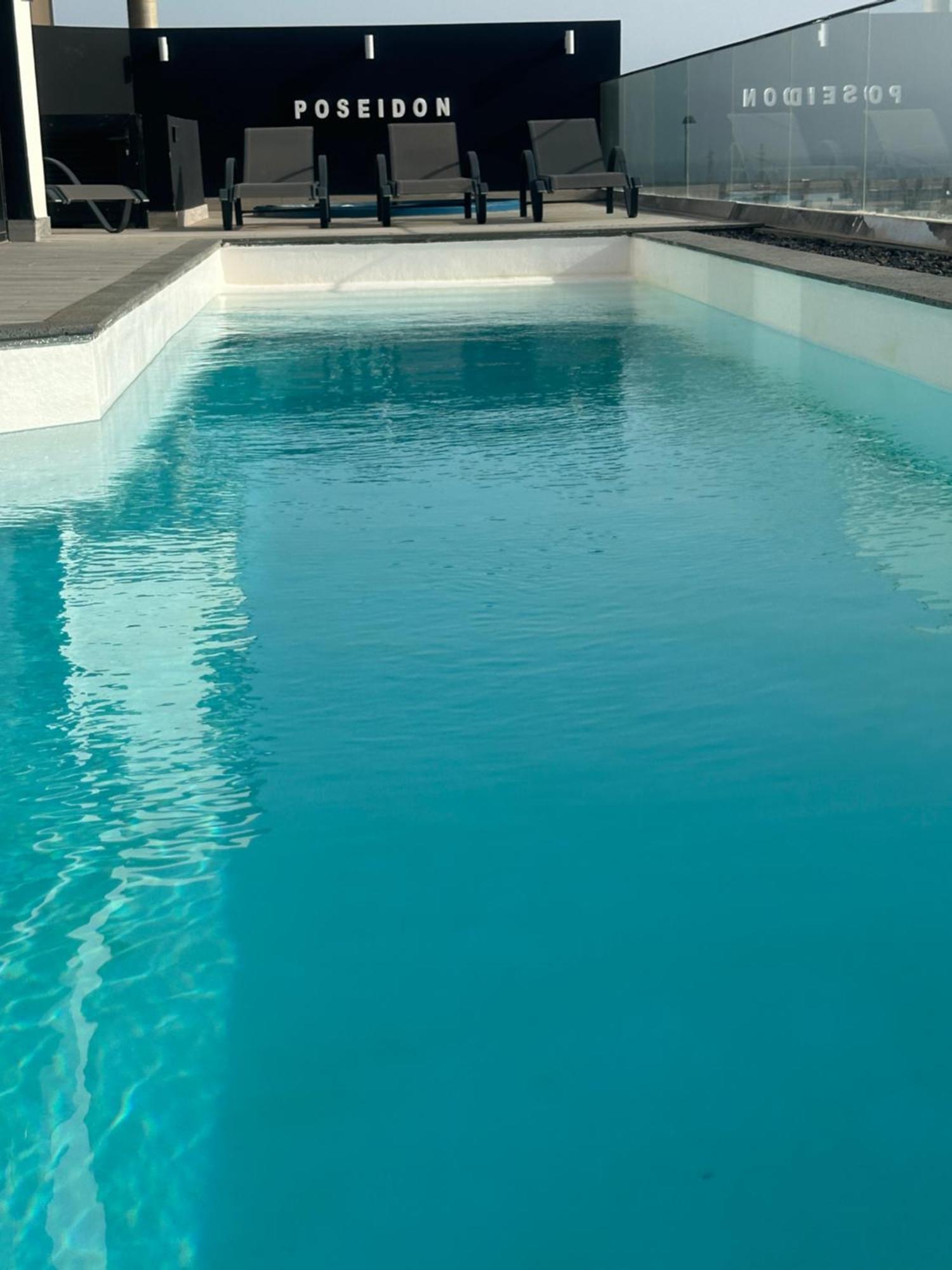 Villa Poseidon Corralejo With Private Heated Pool, Sauna And Stunning Volcano Views By Amazzzing Travel エクステリア 写真