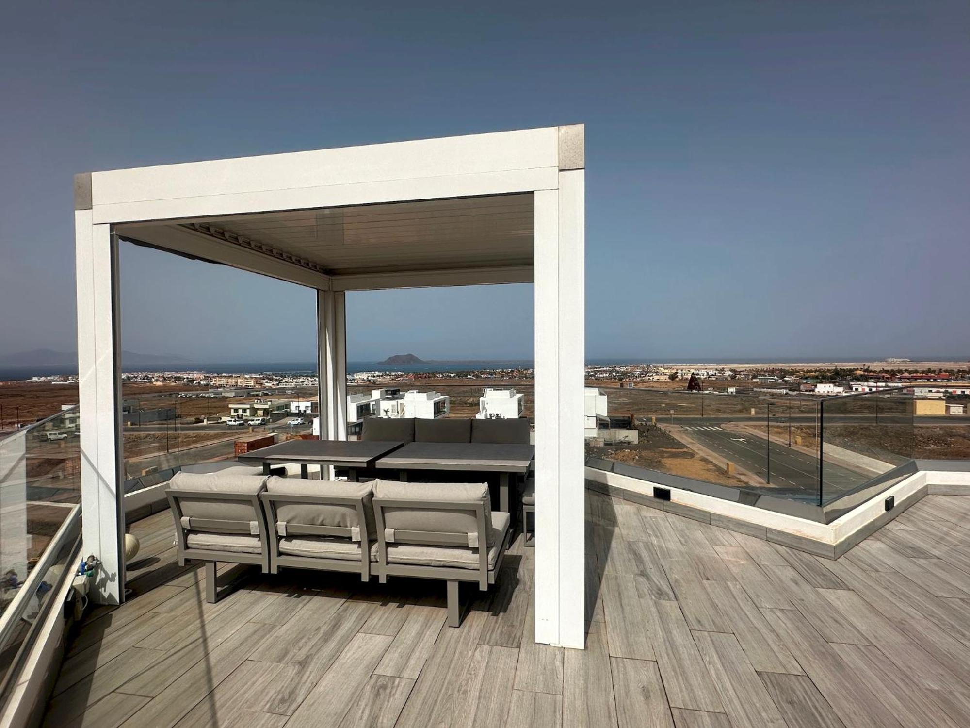 Villa Poseidon Corralejo With Private Heated Pool, Sauna And Stunning Volcano Views By Amazzzing Travel エクステリア 写真