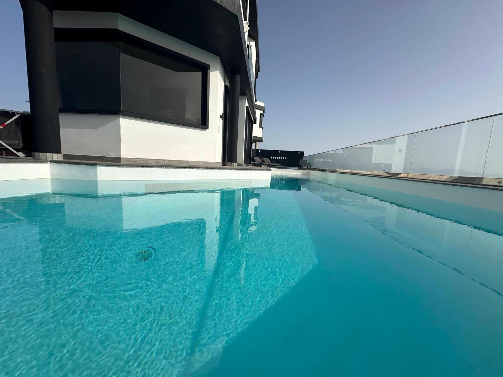 Villa Poseidon Corralejo With Private Heated Pool, Sauna And Stunning Volcano Views By Amazzzing Travel エクステリア 写真
